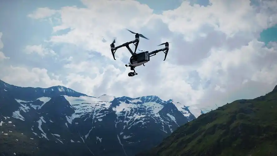 大疆无人机悟 inspire 2 建模渲染