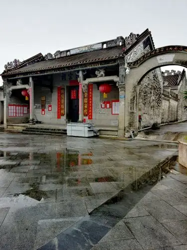 村里唯一的祠堂就是汤氏宗祠了.只是二进式建筑,比较朴素.