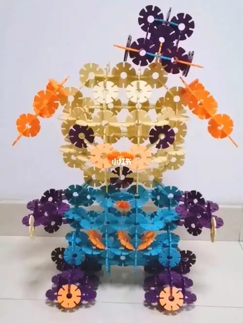 雪花片之戴帽子的猪