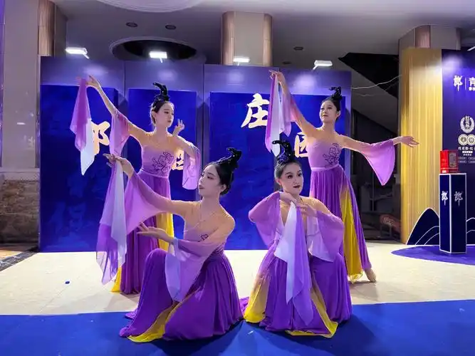 大学生暑假舞蹈兼职商演