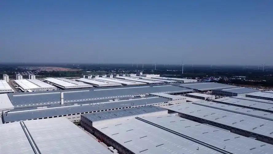 "泼天富贵"!千亿级新能源汽车产业集群正集结郑州航空港区