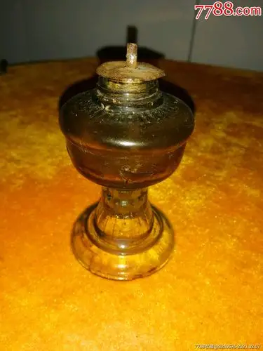 五十年代小煤油灯