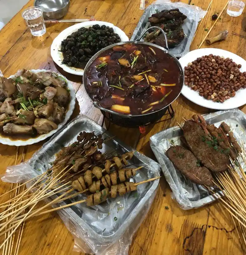 图一,安徽朋友请吃夜宵 图二,广西朋友请吃夜宵 图三,湖北朋友请吃