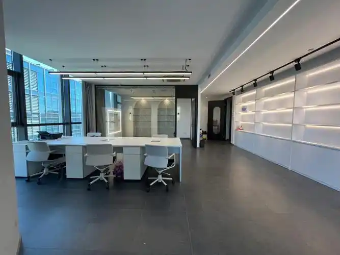 滨江高区150平工作室