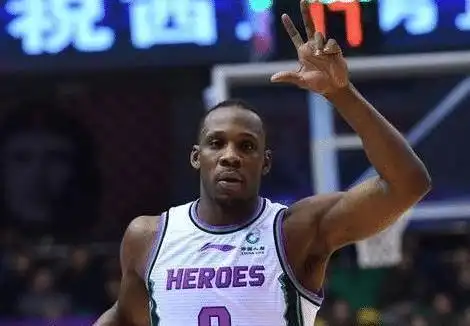 巴斯年薪约300万美金辽宁队财大气粗不输北京首钢难怪朱芳雨匆忙组建