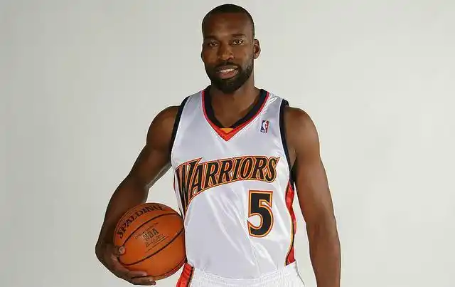 拜伦戴维斯:勇士还没完呢 20场比赛后走着瞧 到时你们就知道实力