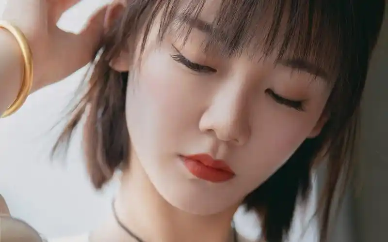 苗苗优雅壁纸35