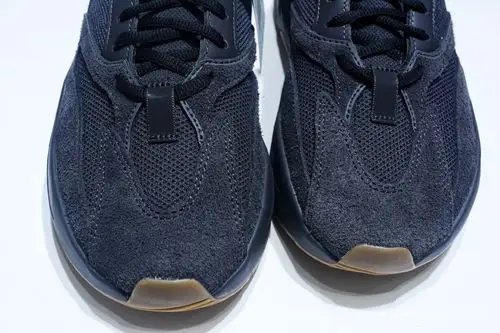 f404纯原特供 adidas yeezy 700 boost runner "utility black"黑生胶