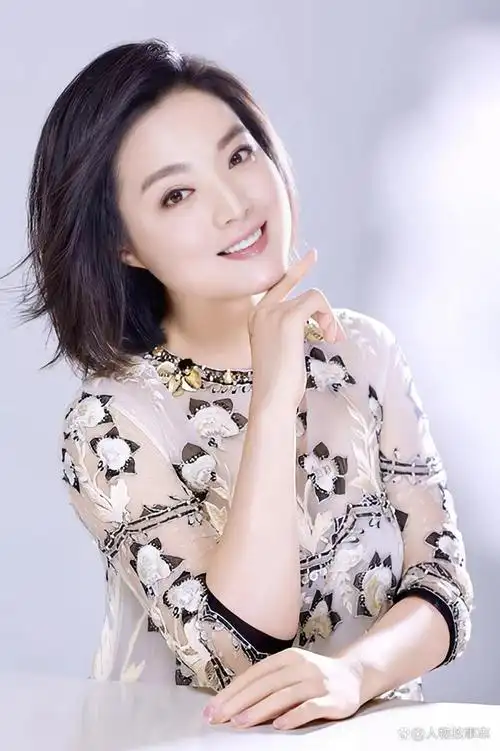 浙江出生的8位气质女明星,网友评论:江南出美女