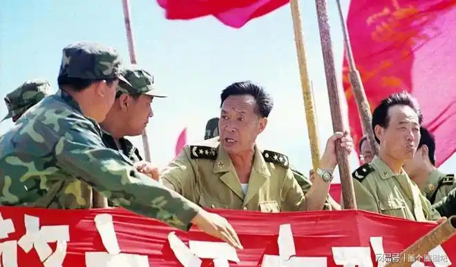 的儿子也在这场抗洪战役中表现出色 ,董万瑞的儿子董三榕当时官至少尉