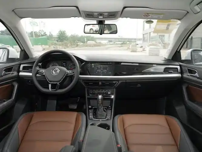 大众朗逸plus油耗怎么样 疯狂降价白菜报价