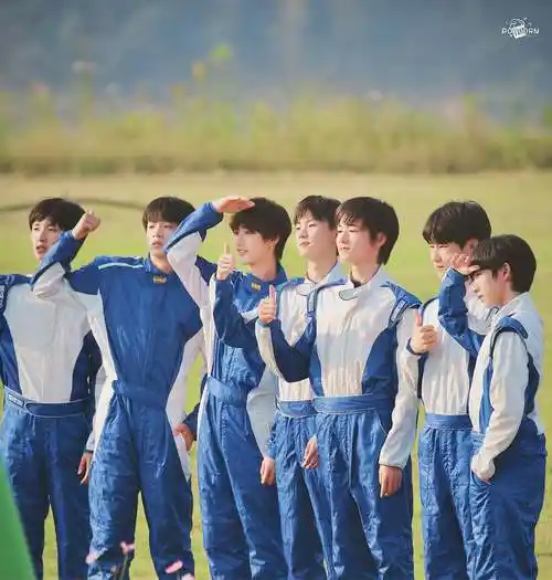 弹琴吧 - 时代少年团