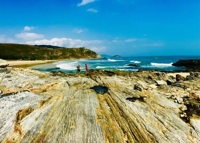 盐洲岛一一玄武岩海滩