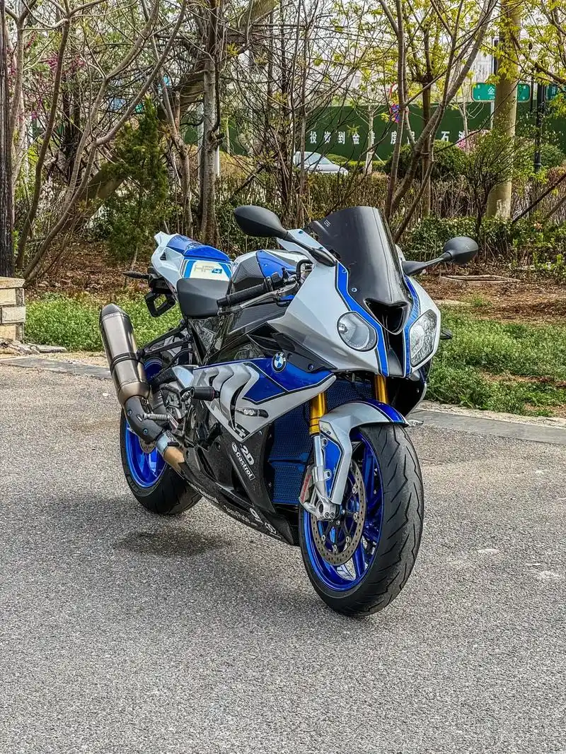 hp4.有大佬收藏吗 #宝马hp4 #摩托车 #撸车日常 # - 抖音