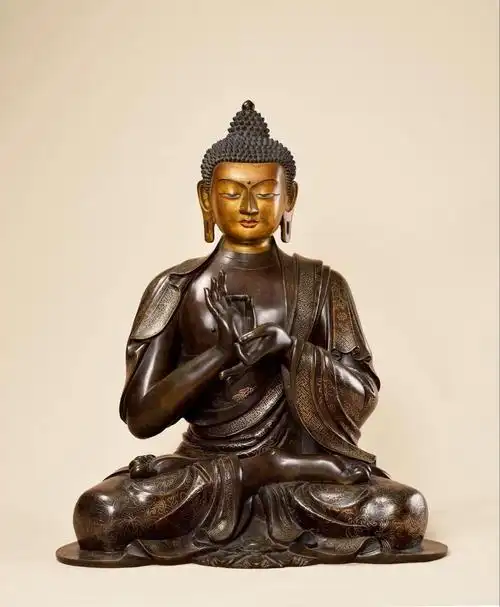 清代乾隆年间燃灯古佛现存于北京首都博物馆