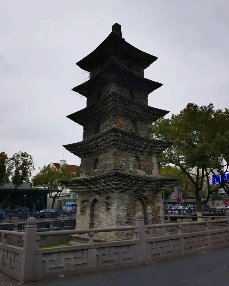宁波天宁寺塔:历史超过1100年,江南最古老的唐代砖塔