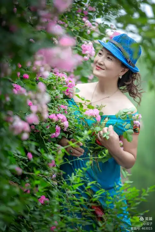 每朵女人花都是珍贵的存在,因了女人花的开放,艳素各异