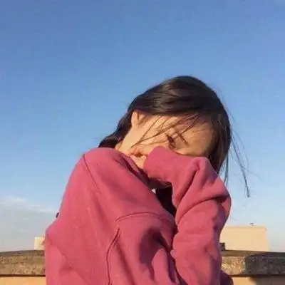 微笑女生头像超可爱又阳光愿你喜79