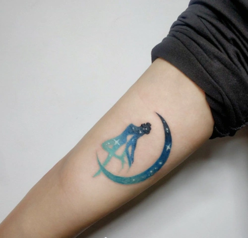 各类风格女生手臂纹身图集女生手臂纹什么好看5