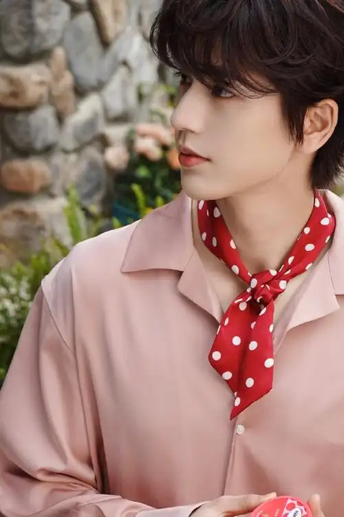 哈根达斯品牌心动代言人张凌赫##沉浸法式 唤醒心动##张凌赫心动士烫