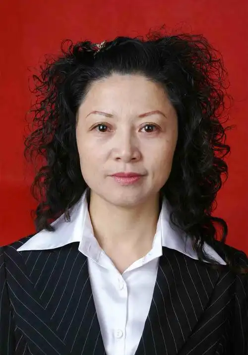 幼儿园园长助理:胡炽琴