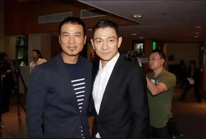 当年刘德华在东北被扇耳光,赵本山出面一句话便"摆平"?