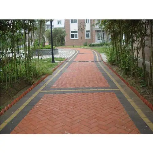 混凝土透水砖直销室外防滑耐磨人行道彩色砖 广场公园路面红砖
