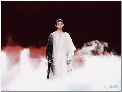 约炮,出轨,冷暴力?《卷珠帘》霍尊被女友重锤