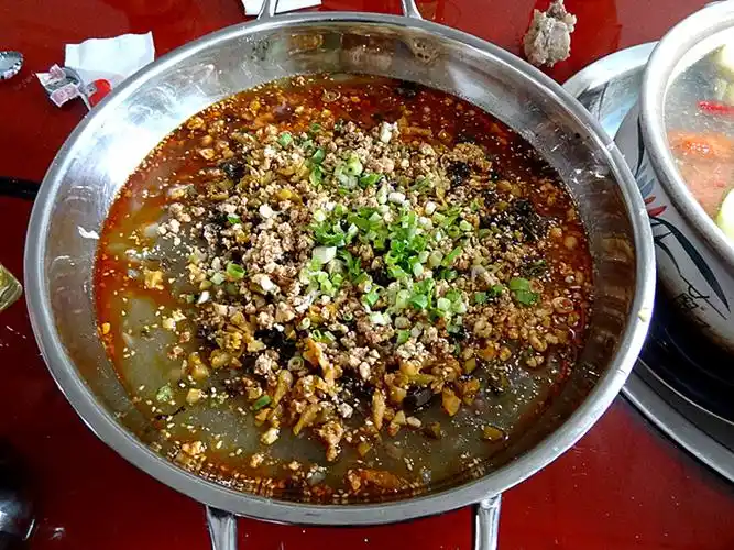 大通"热凉粉"好吃 几个特色菜不错 没吃过的可以去信实一下