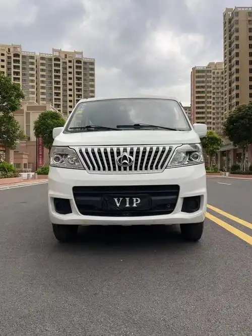 平泰车行新到一台20长安睿行m80,个人一手车,4万多公里, - 抖音