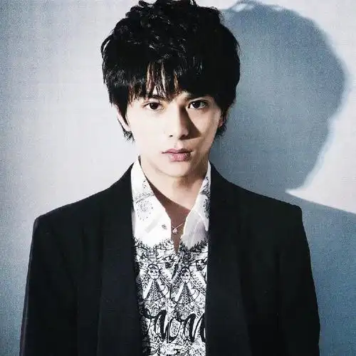 如何评价佐藤胜利