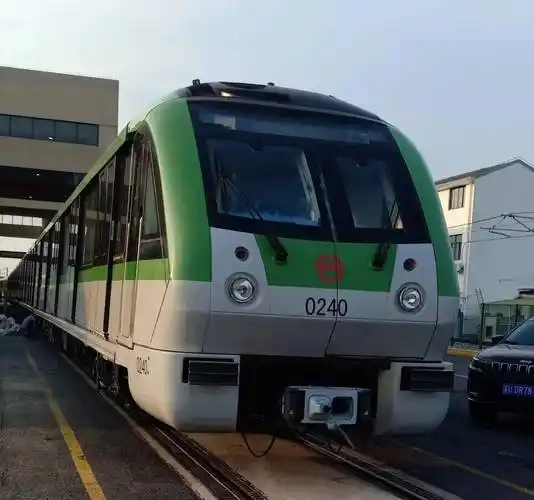 77定期推送第一手轨道交通资讯,新鲜的热点新闻,权威的专家解读