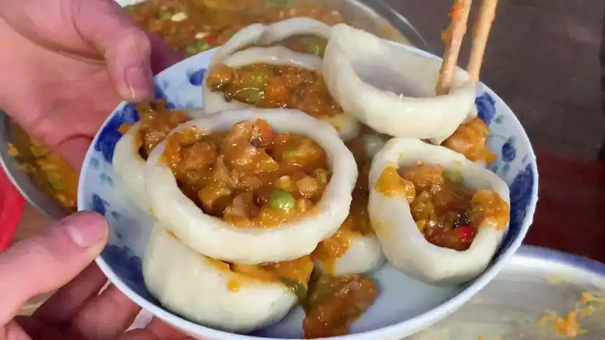 家乡小吃  #民间传统美食  弋阳作为米粿之乡,碗粿绝对是yyds!