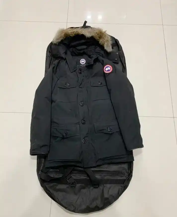 加拿大鹅canadagoose羽绒服