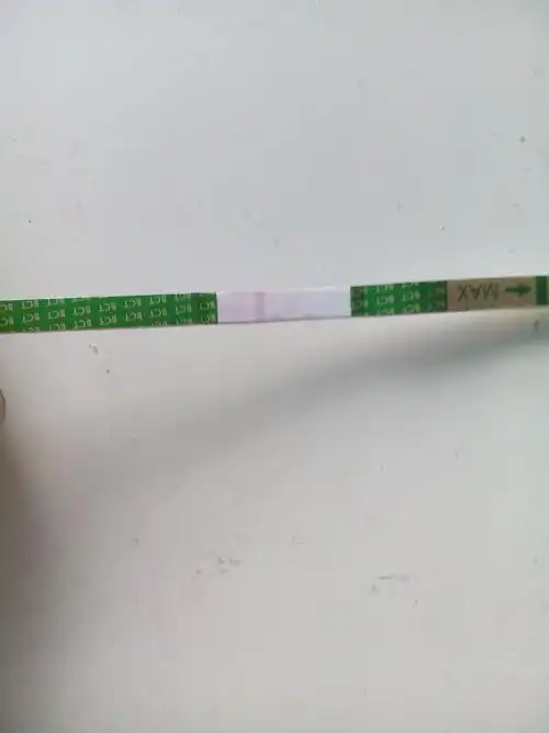 二医院 答: 你好,这种结果两种情况都有可能,自己用早孕试纸自测的话