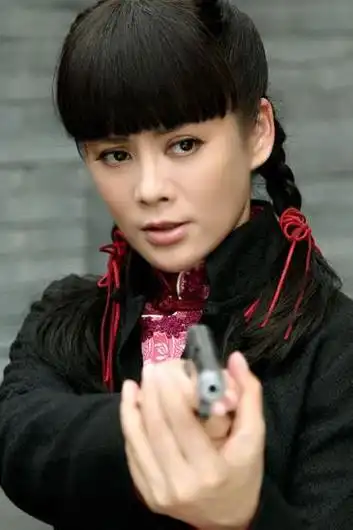 地雷英雄传马飞燕介绍,地雷英雄传马飞燕宁静演的是谁 - 电视吧