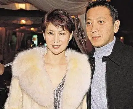 【图】杨其龙喜欢何超琼吗遭曝光 两人真的是爱情吗