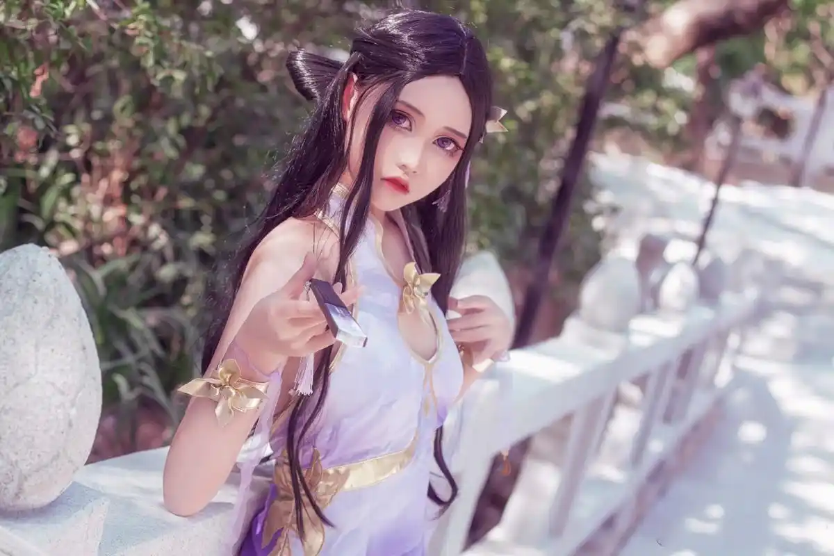 王者荣耀:露娜紫霞仙子开腿旗袍cos正片,小姐姐你的至尊宝呢?