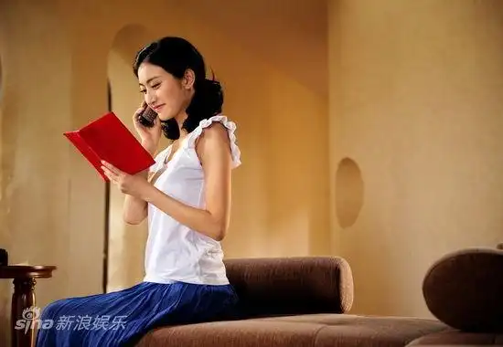 图文新妈妈曝海报景甜饰演小霖