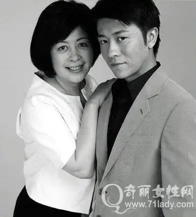 李小婉的儿子照片及李小婉个人资料