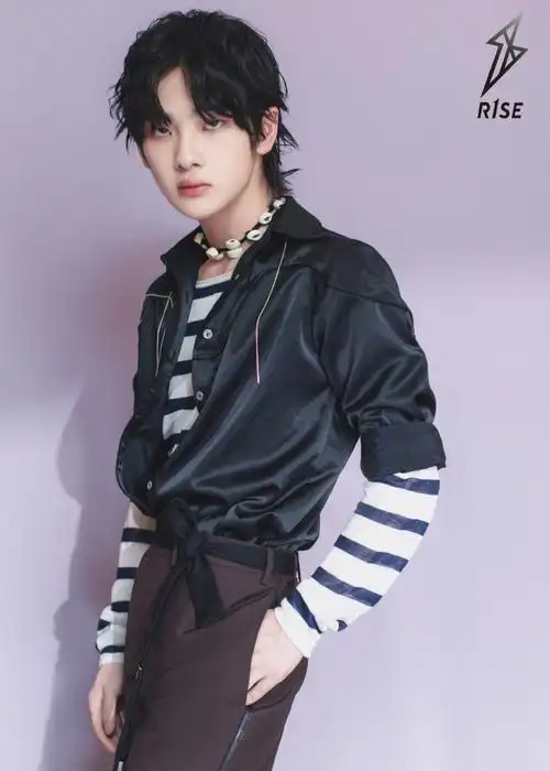 r1se超话周震南超话7015#创造营#2021 酷boy@r1s