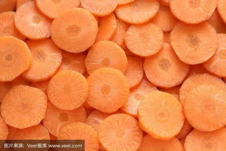 新鲜胡萝卜片