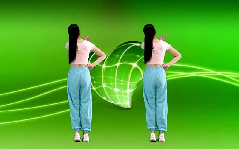 拍打排毒健身操,动感燃脂拍出健康好身体《活力中国》背面演示