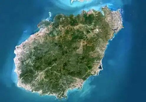 海南岛的地势特征