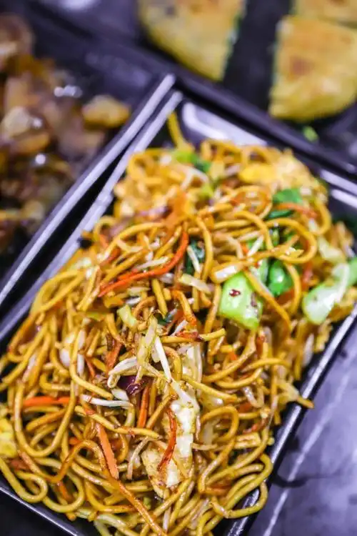 到了饭点,连落脚的地方都没有._鱿鱼