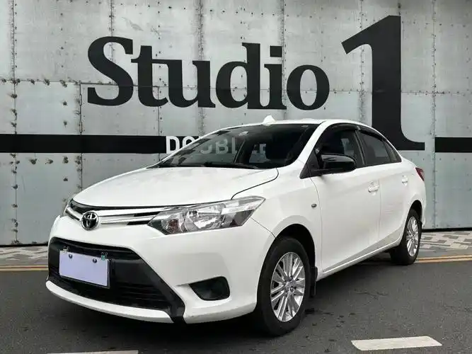 丰田威驰自动挡代步车一手车