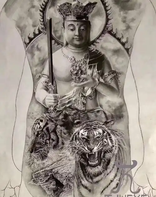 佛纹身图片_背部纹身图案