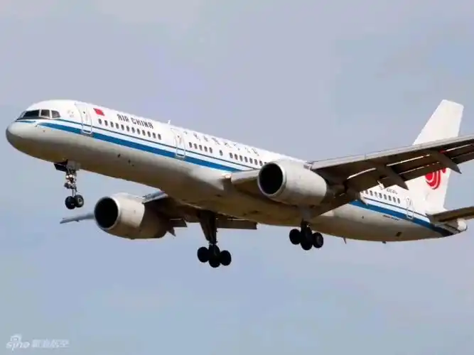 飞机美图——————中国国际航空波音757-200