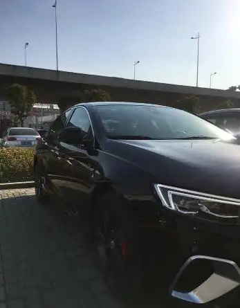 少数派报告——动力性能杠杠的黑色君威gs