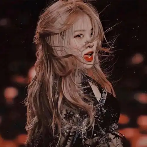 女生头像rose朴彩英